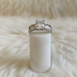 JTV 925 Sterling Silver Princess Cut CZ Ring Baguette Accents Size 11